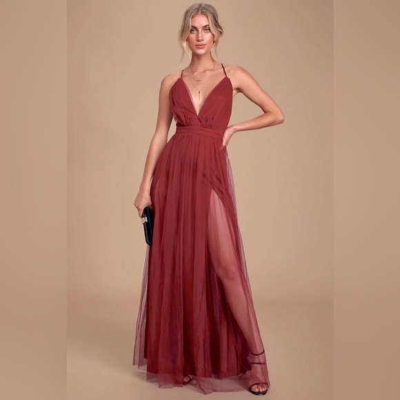 Lulu’s Prom Rare Beauty Burgundy Tulle Backless Maxi Dress size S - Picture 1 of 9